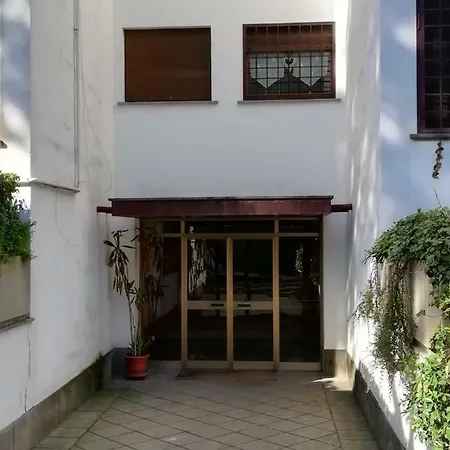 New San Peter Garden Loft Rom